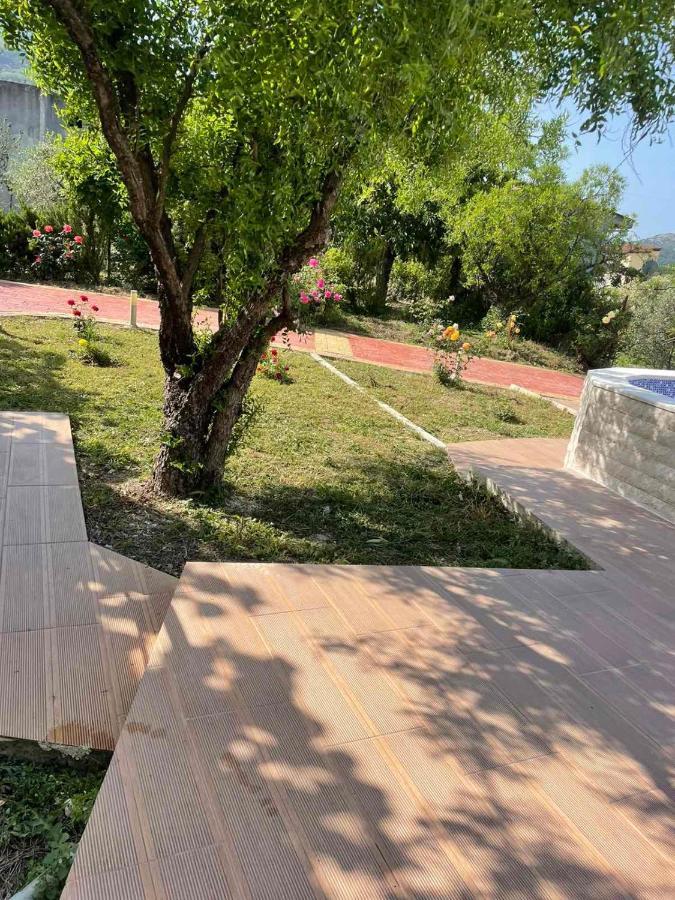 באר Villa Nilic מראה חיצוני תמונה