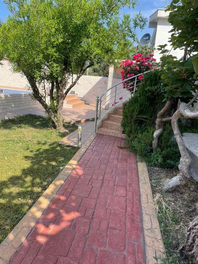 באר Villa Nilic מראה חיצוני תמונה