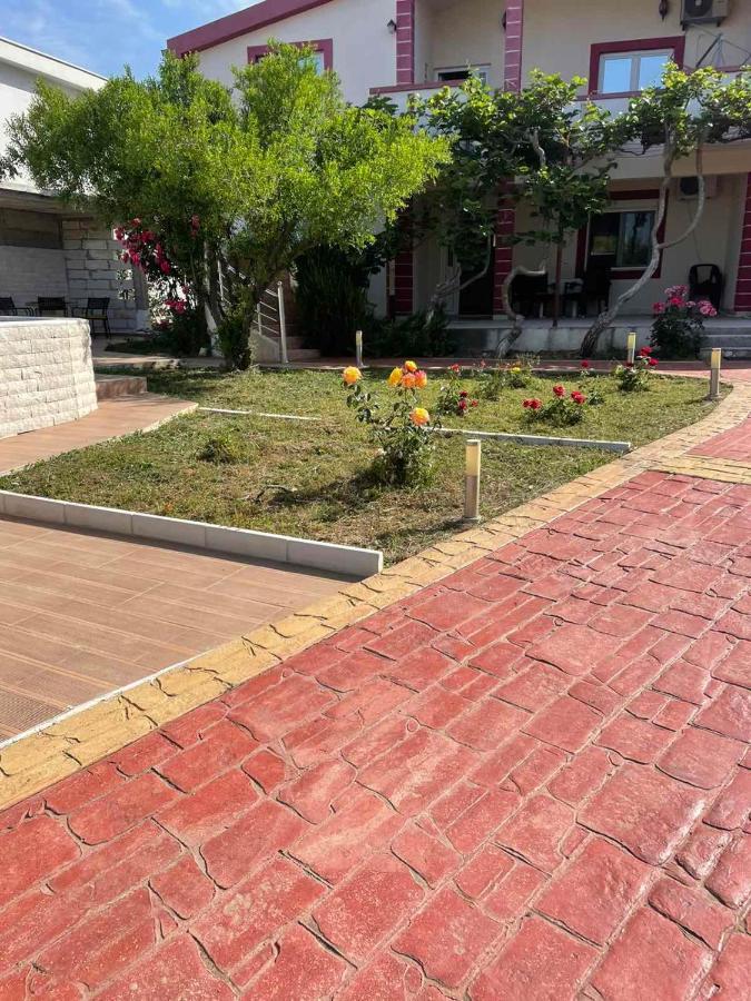 באר Villa Nilic מראה חיצוני תמונה